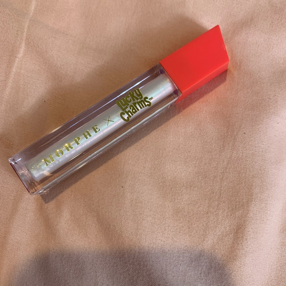 Discontinued LUCKY CHARM X MORPHE gloss ✨